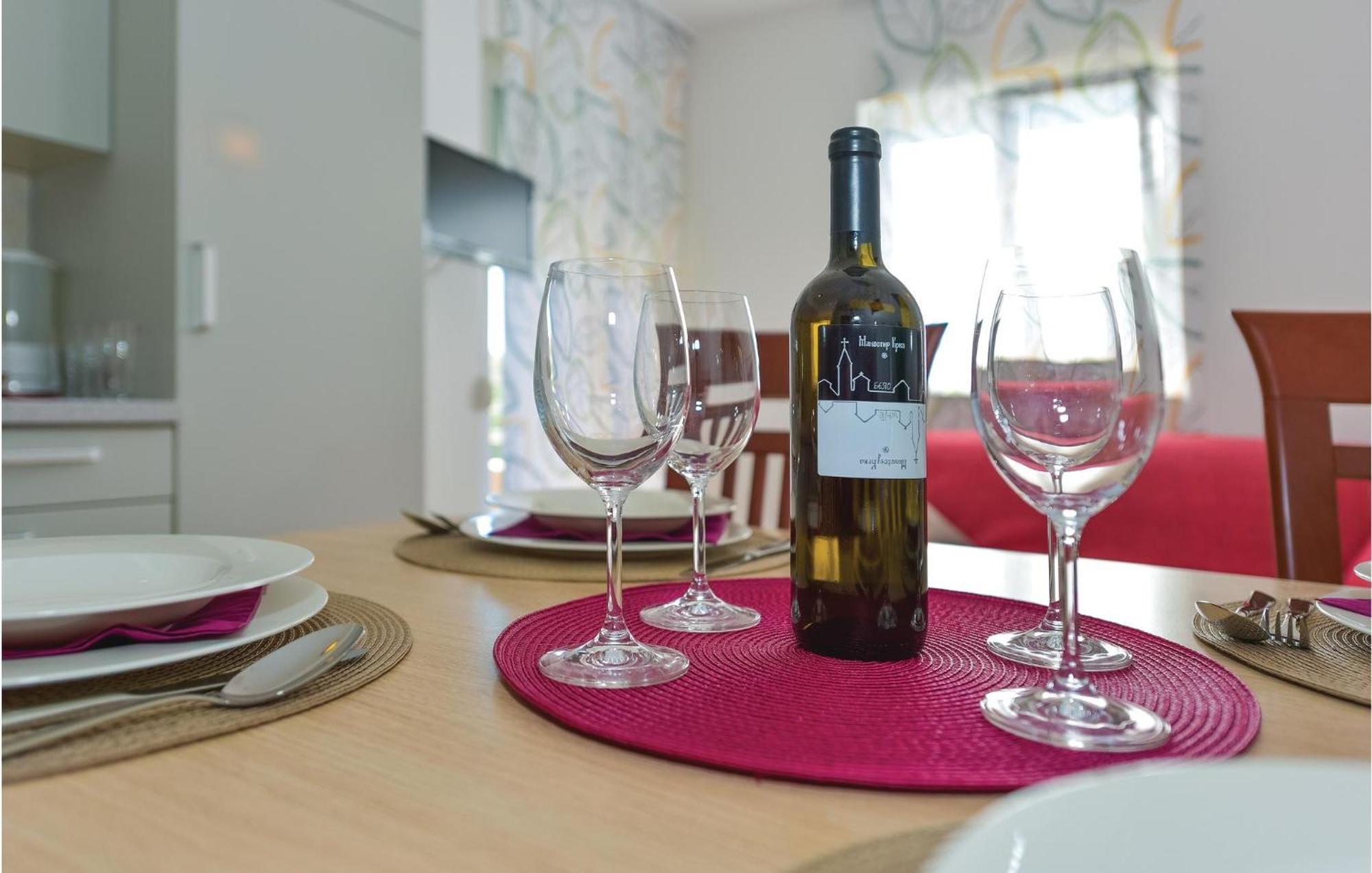 Two-Bedroom Apartment in Vodice Buitenkant foto